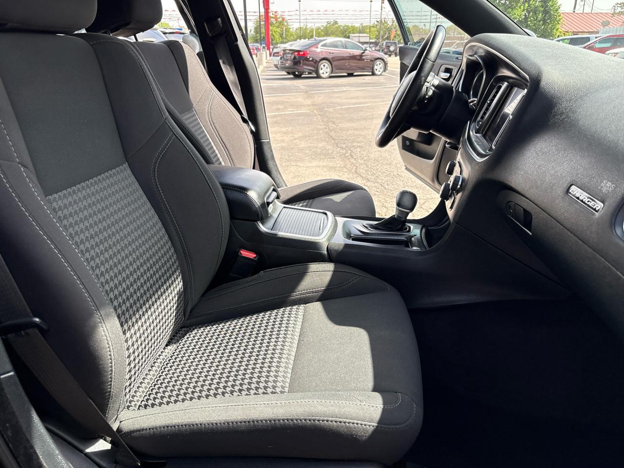 Dodge Charger SXT Plus RWD 2018