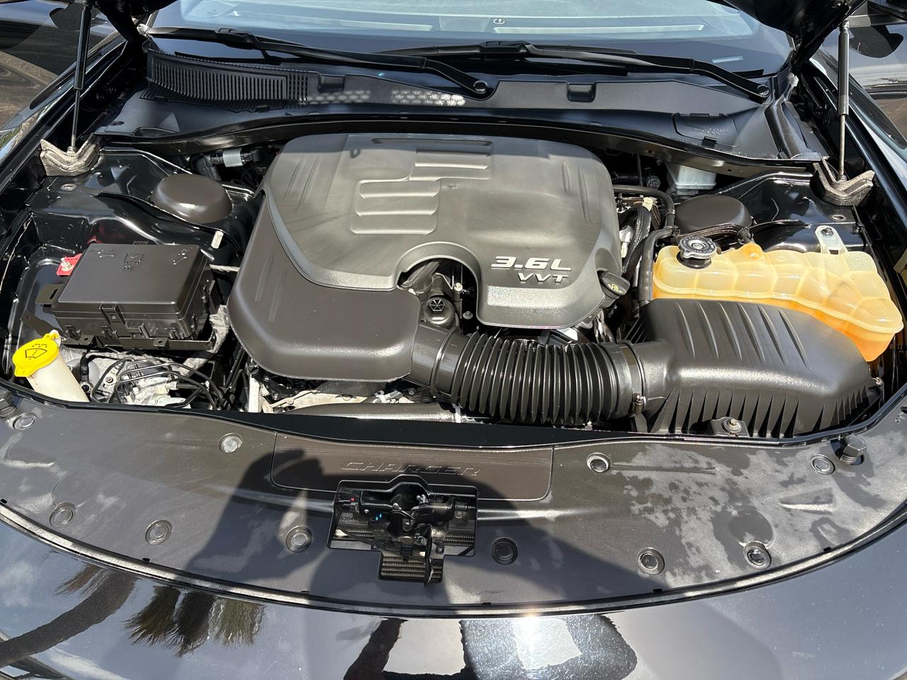 Dodge Charger SXT Plus RWD 2018