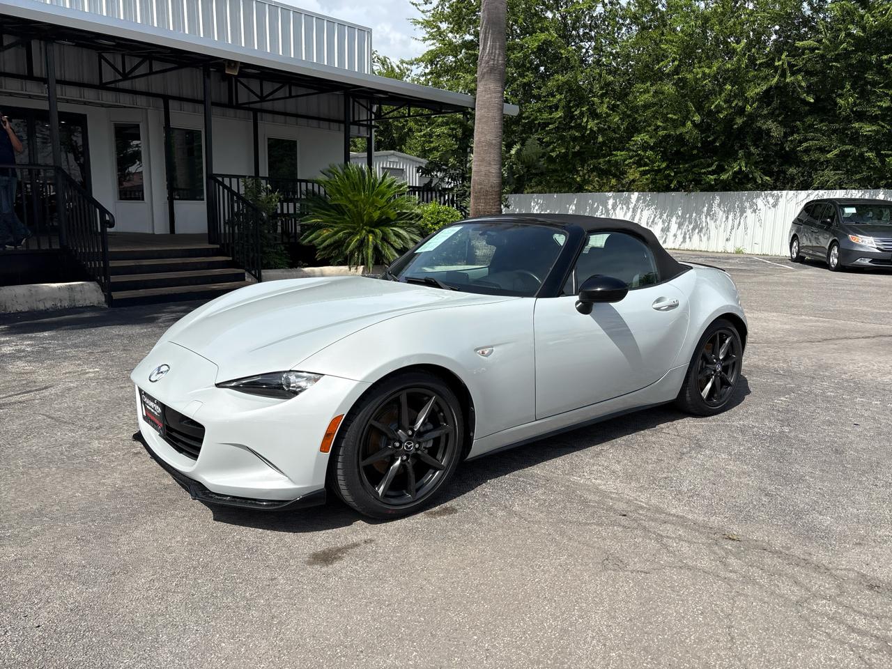 Mazda MX-5 Miata 2dr Conv Auto Club 2016