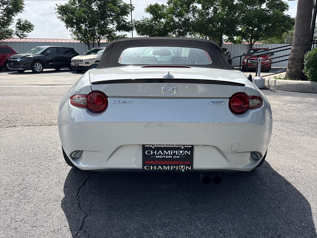Mazda MX-5 Miata 2dr Conv Auto Club 2016