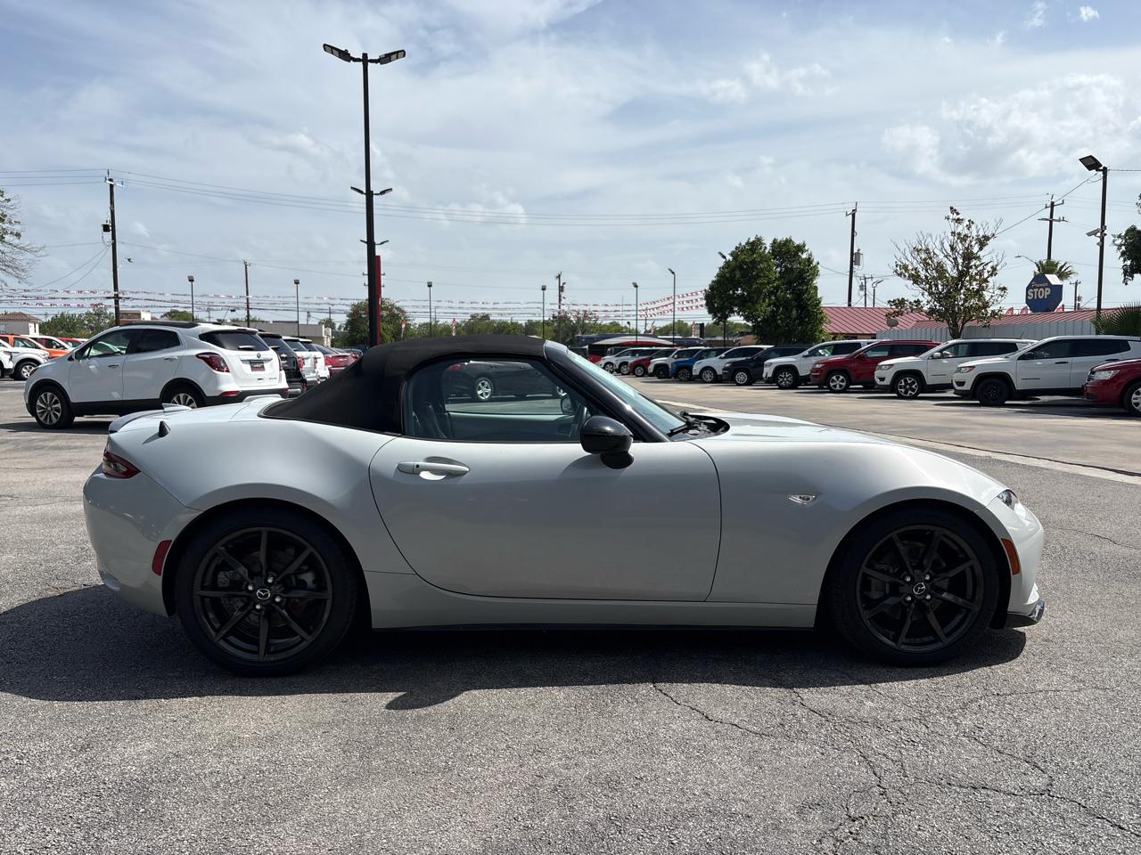 Mazda MX-5 Miata 2dr Conv Auto Club 2016