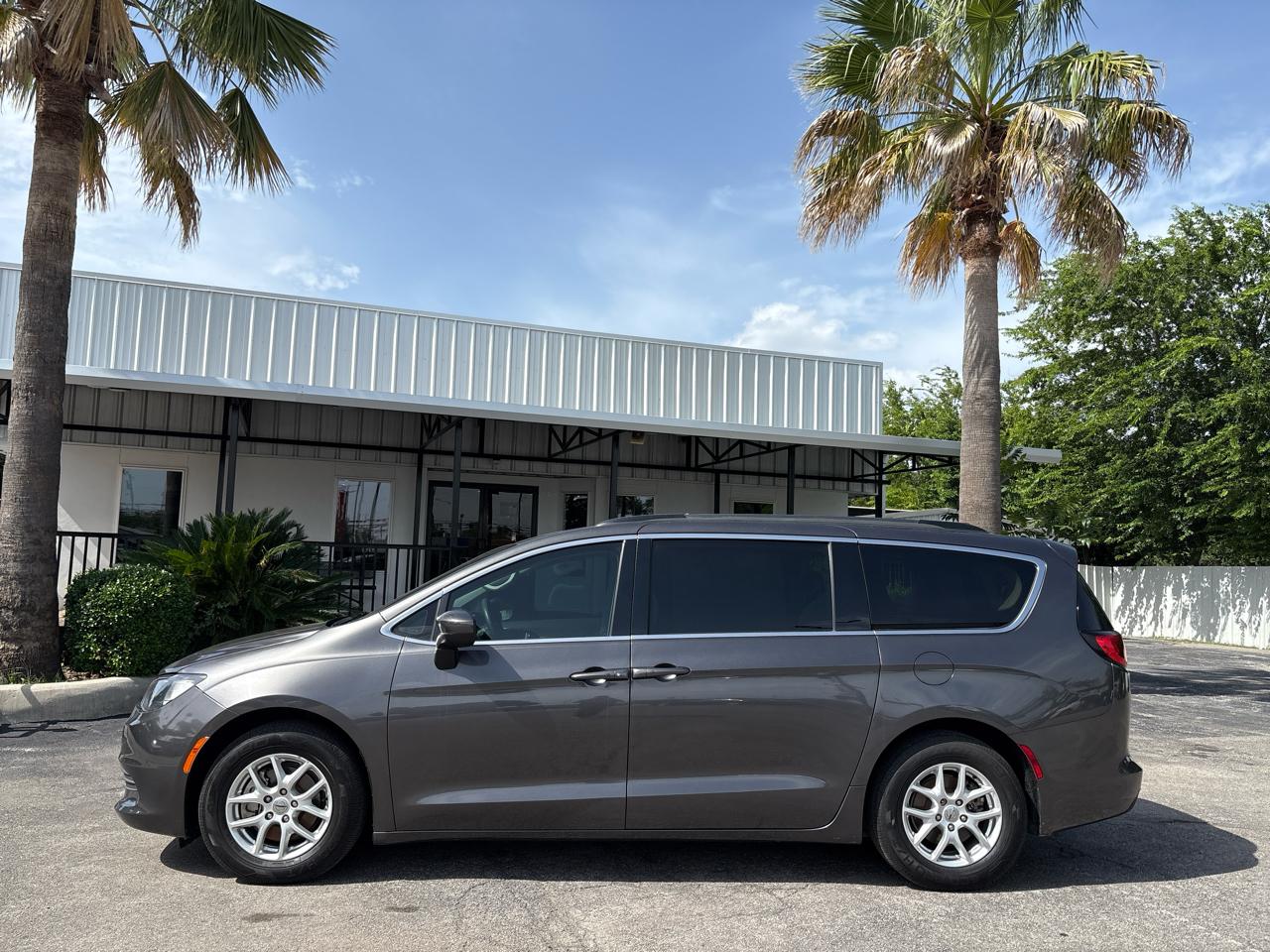 Chrysler Voyager LXI FWD 2021