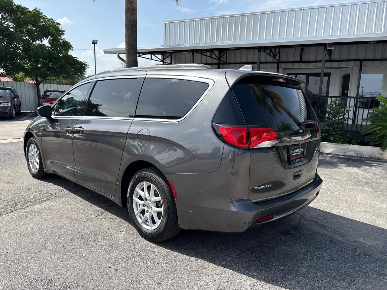 Chrysler Voyager LXI FWD 2021