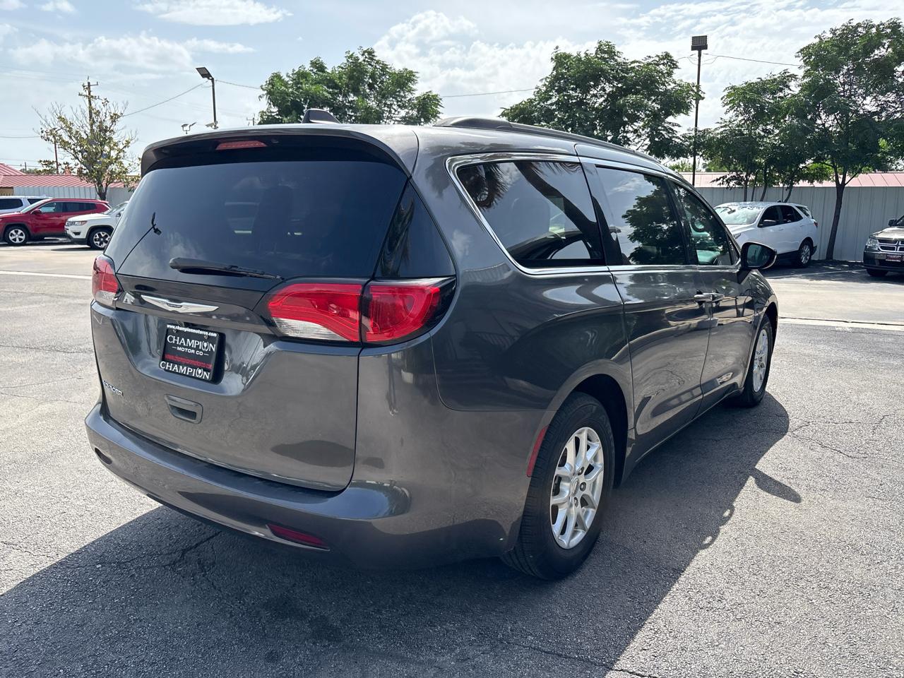 Chrysler Voyager LXI FWD 2021