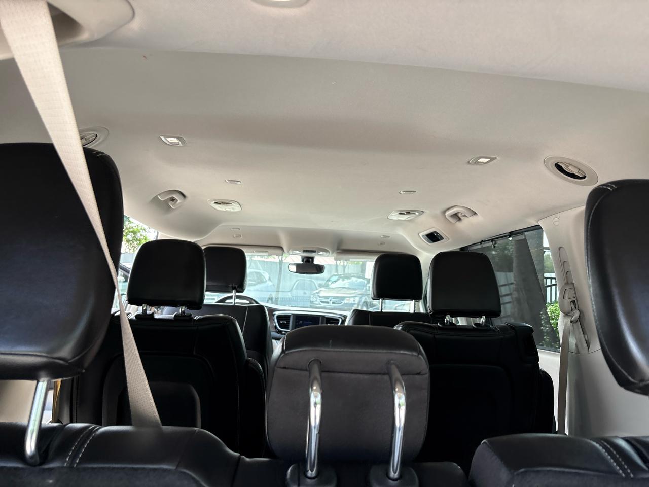 Chrysler Voyager LXI FWD 2021