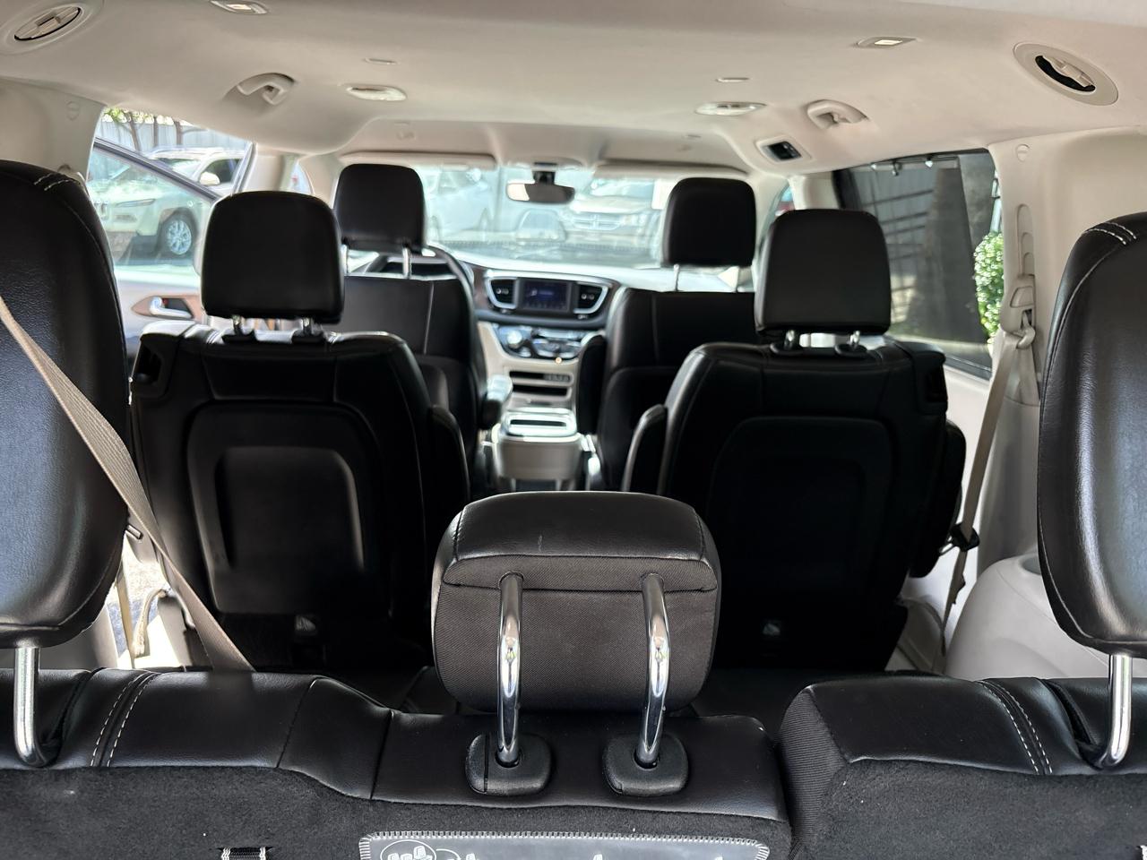 Chrysler Voyager LXI FWD 2021
