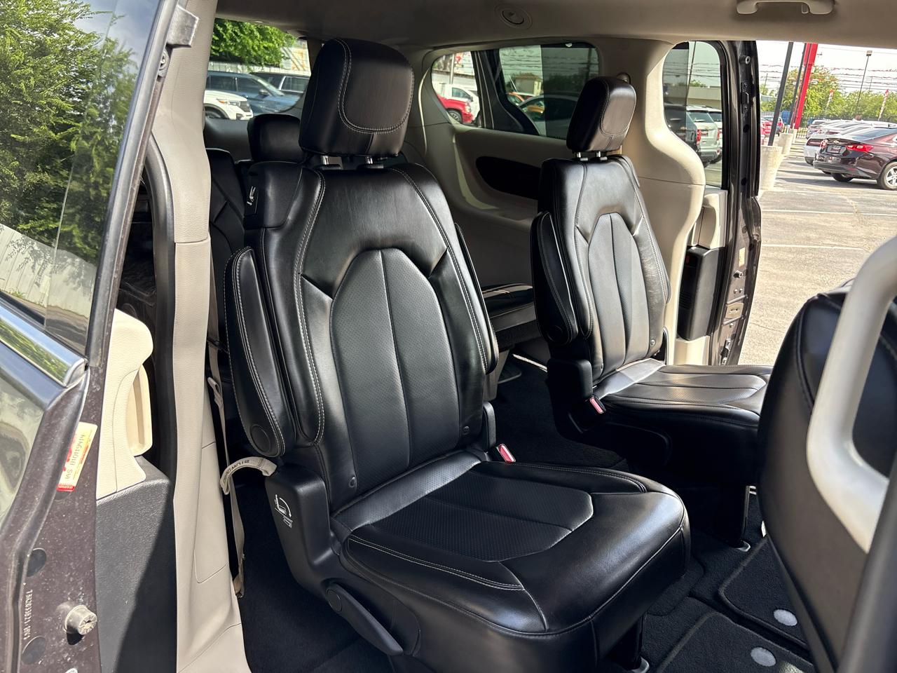 Chrysler Voyager LXI FWD 2021
