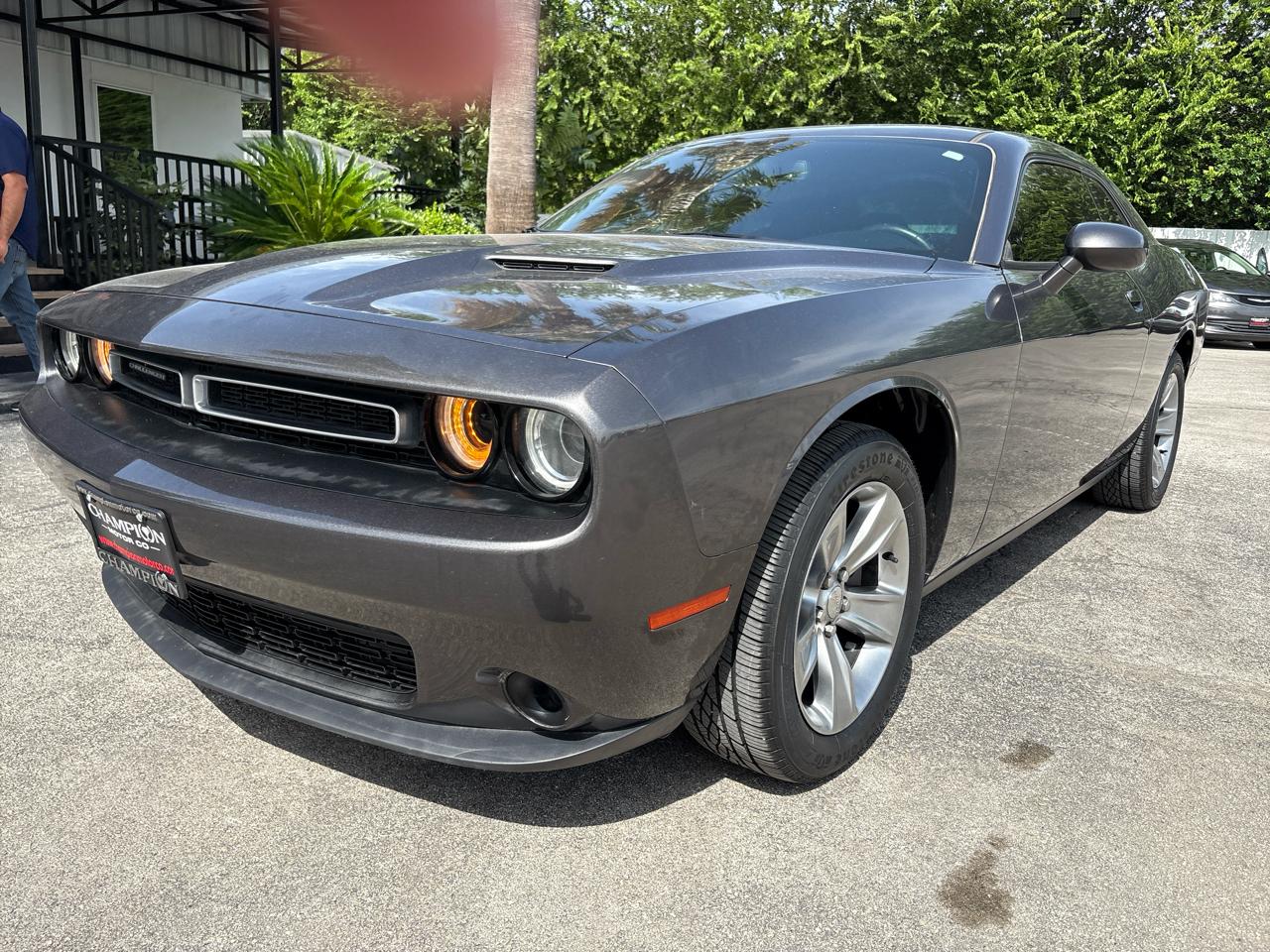Dodge Challenger SXT RWD 2019
