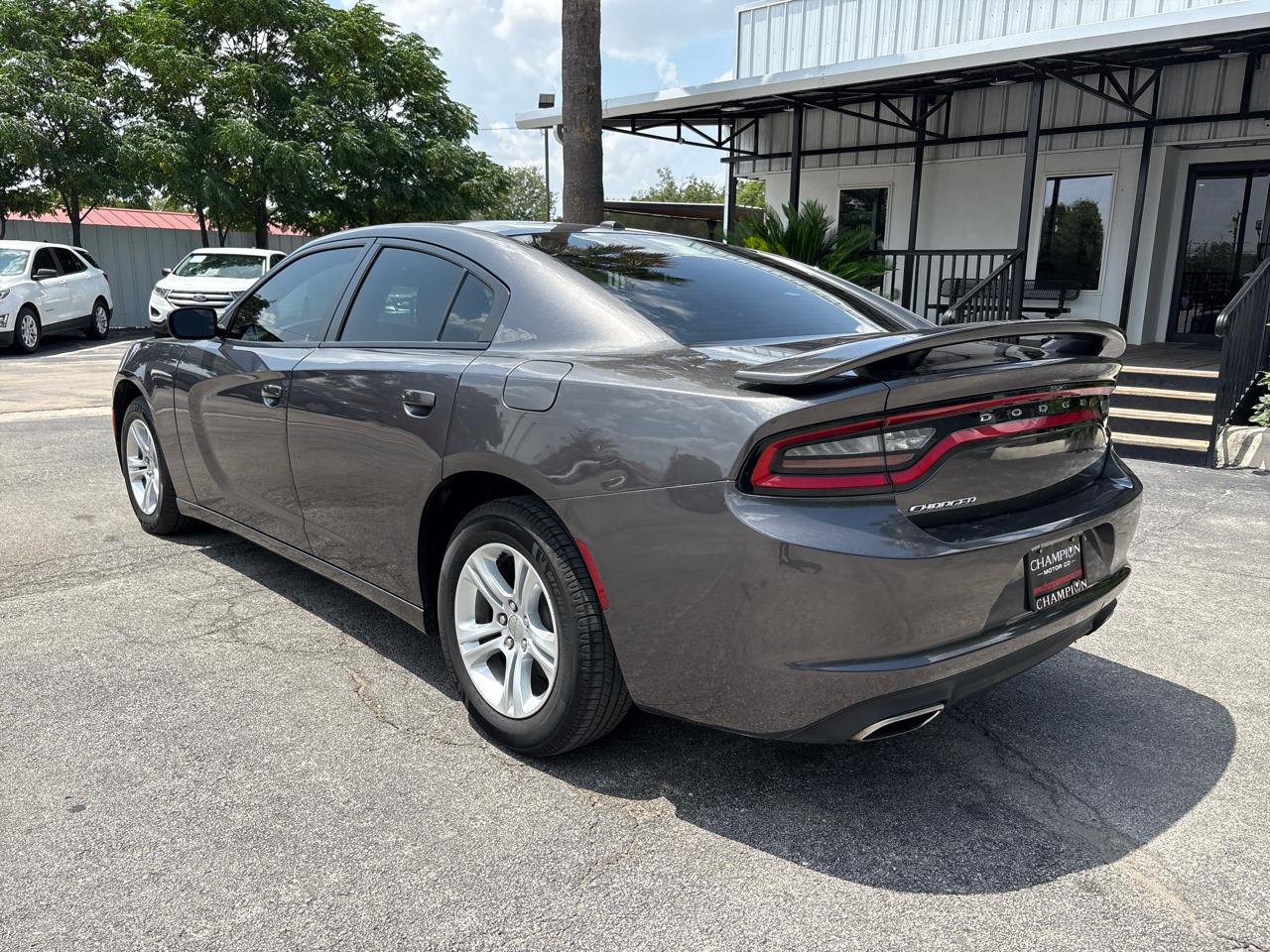 Dodge Charger 4dr Sdn SE RWD 2015