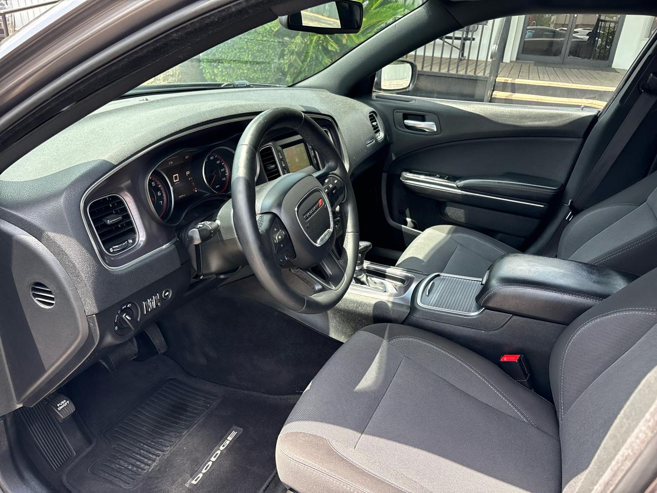 Dodge Charger 4dr Sdn SE RWD 2015