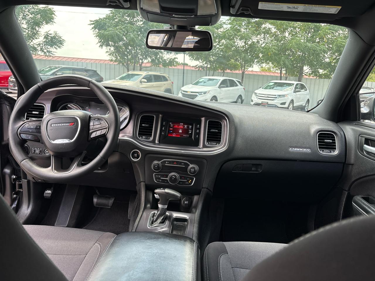Dodge Charger 4dr Sdn SE RWD 2015