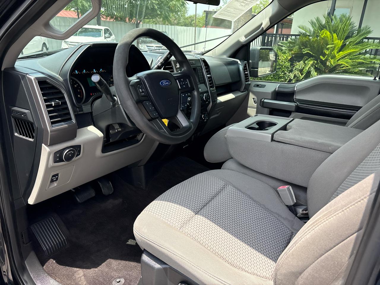 Ford F-150 XLT 2WD SuperCrew 5.5' Box 2018