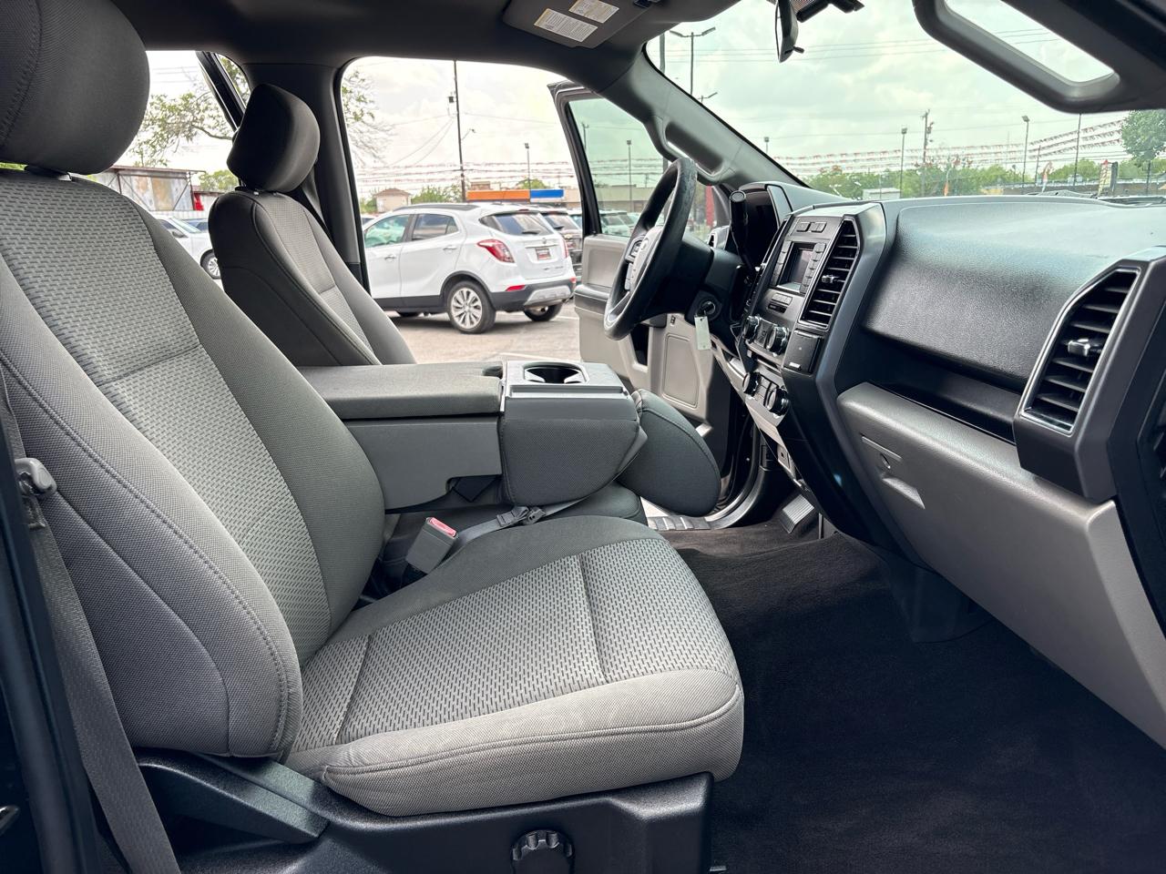 Ford F-150 XLT 2WD SuperCrew 5.5' Box 2018
