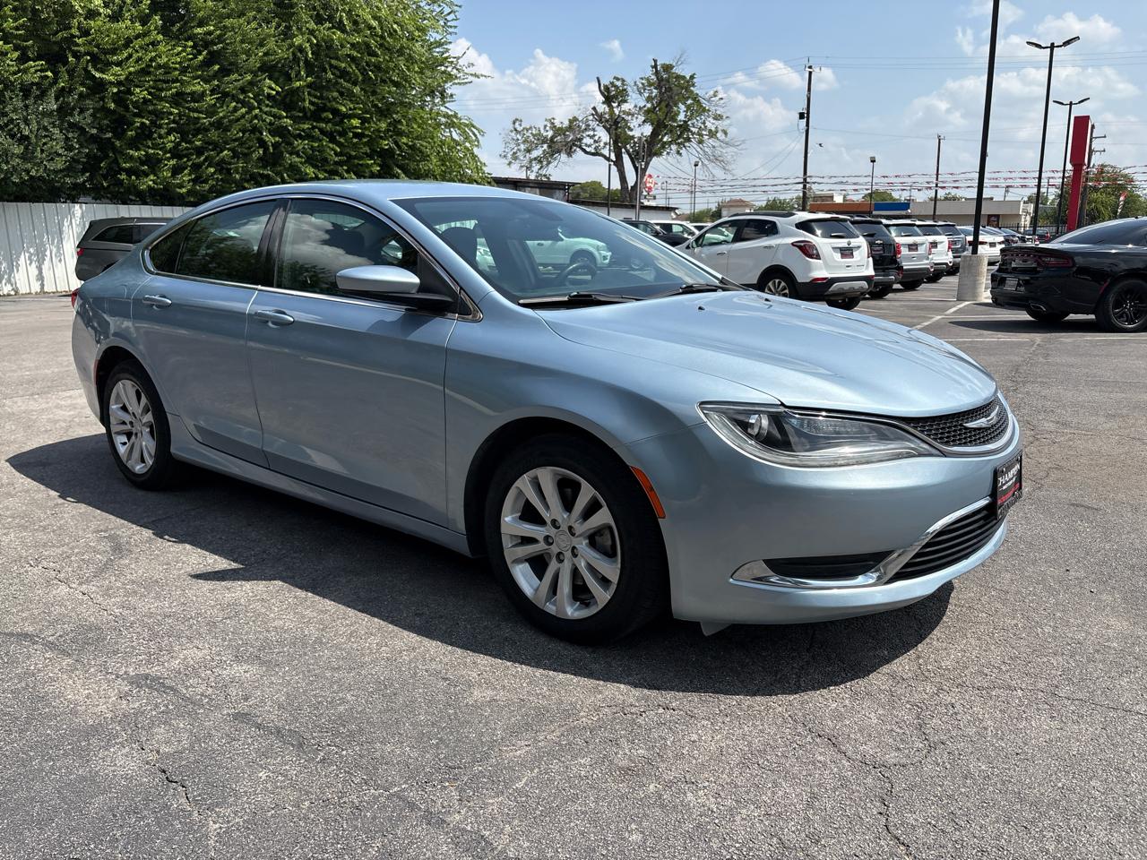Chrysler 200 4dr Sdn Limited FWD 2015
