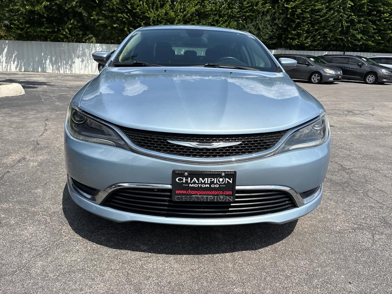 Chrysler 200 4dr Sdn Limited FWD 2015