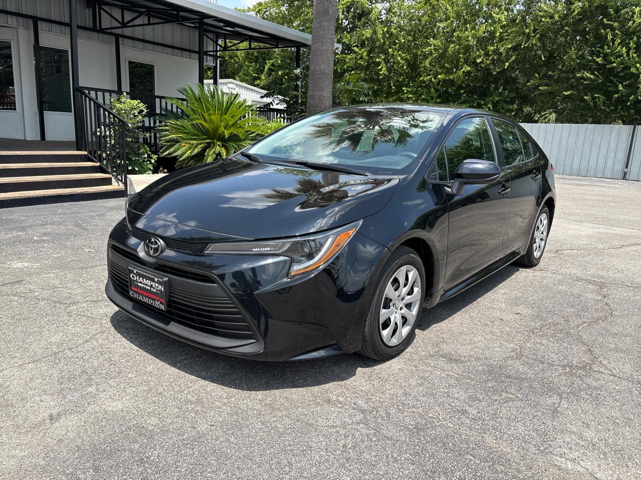 Toyota Corolla LE CVT (Natl) 2024