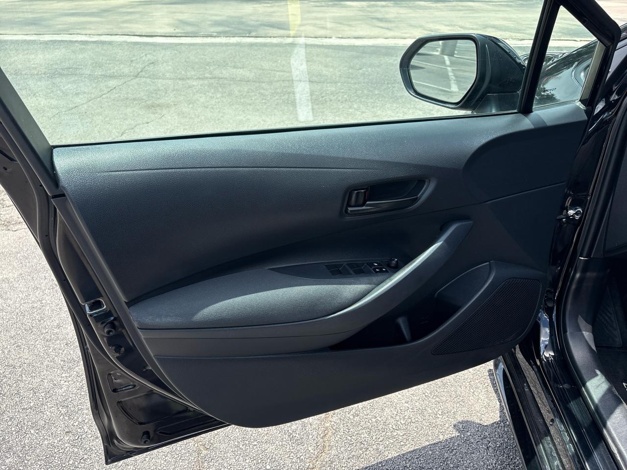 Toyota Corolla LE CVT (Natl) 2024