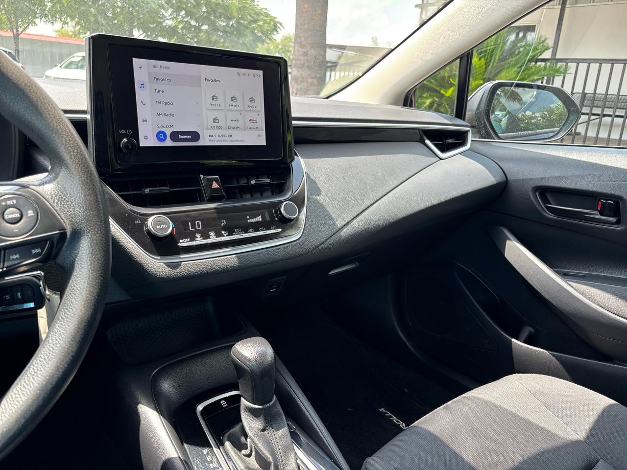 Toyota Corolla LE CVT (Natl) 2024