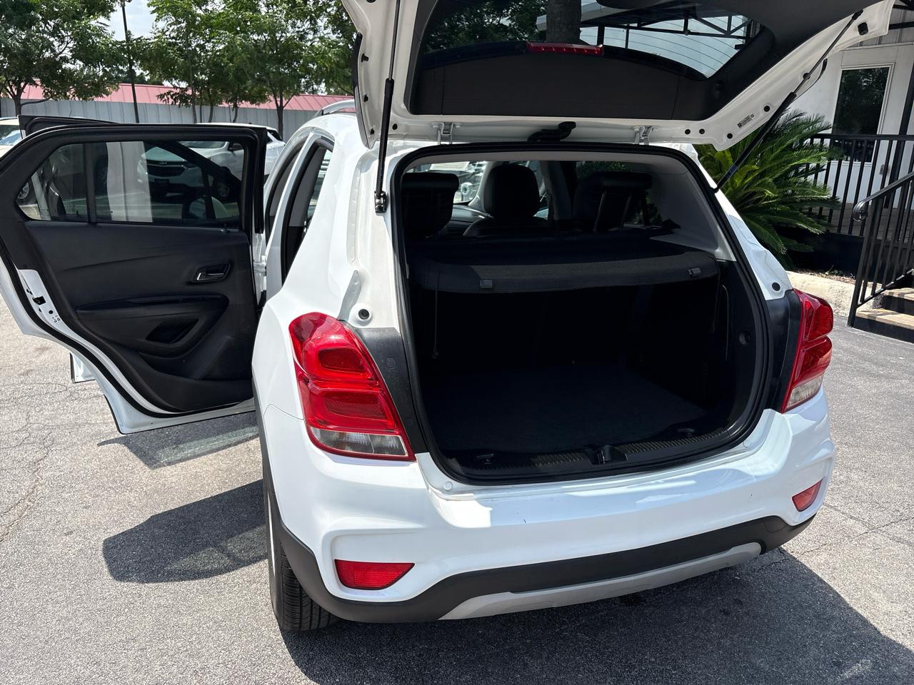 Chevrolet Trax FWD 4dr LT 2020