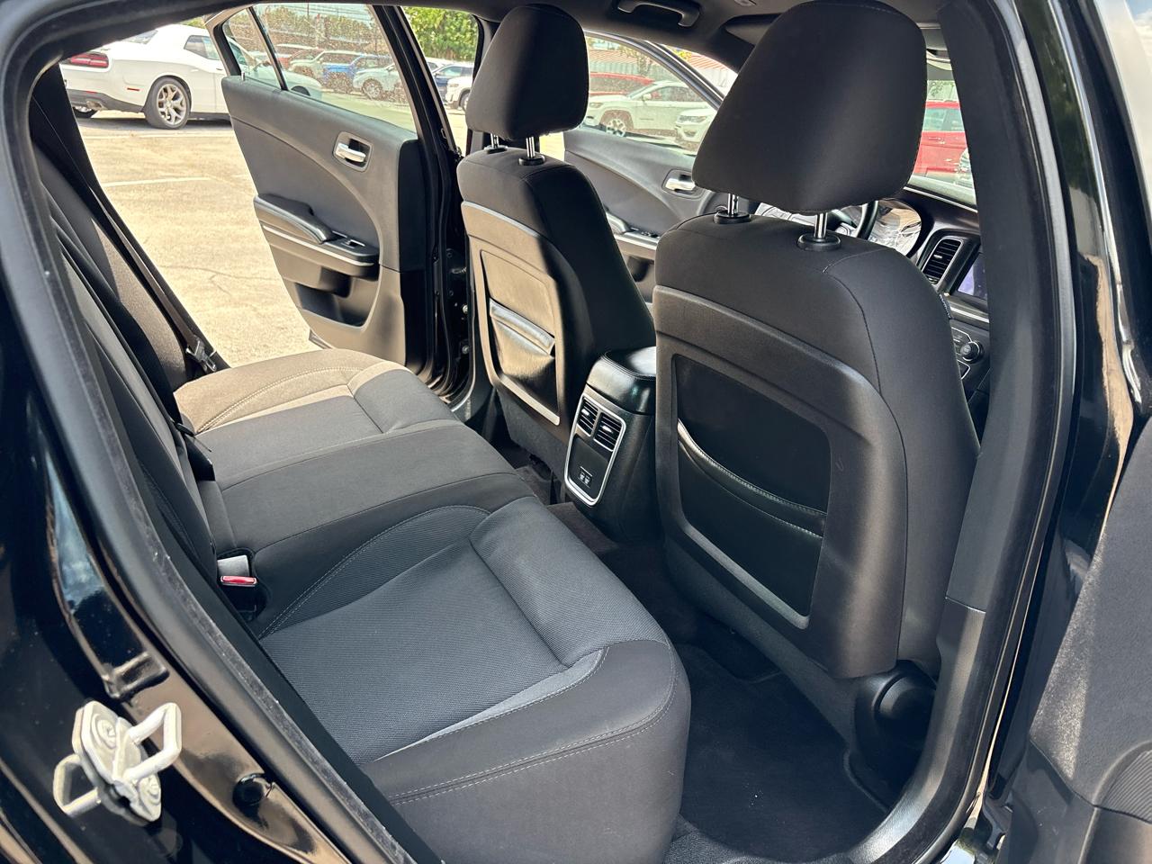 Dodge Charger SXT RWD 2018