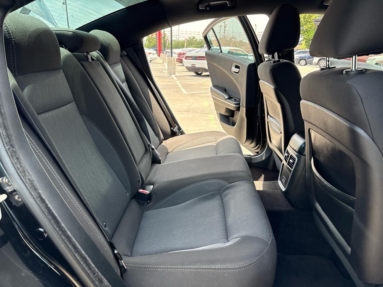Dodge Charger SXT RWD 2018