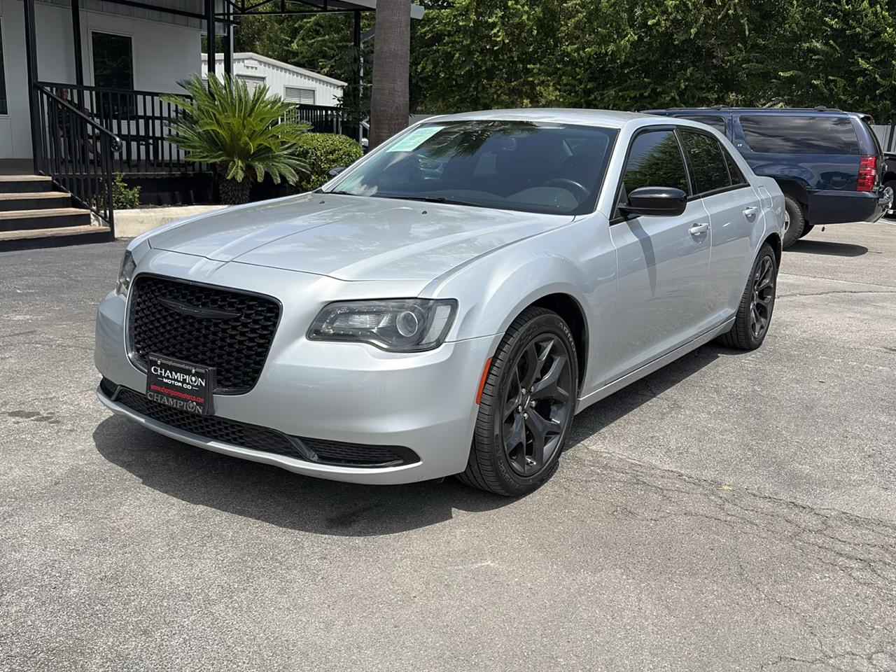 Chrysler 300 Touring RWD 2021