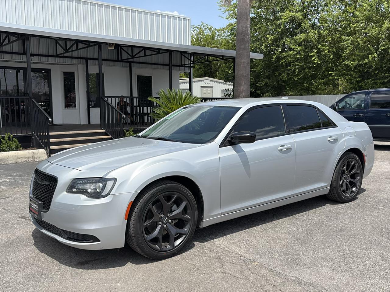 Chrysler 300 Touring RWD 2021