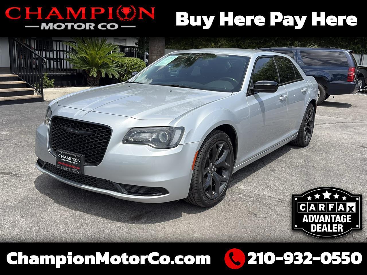 2021 Chrysler 300 Touring RWD