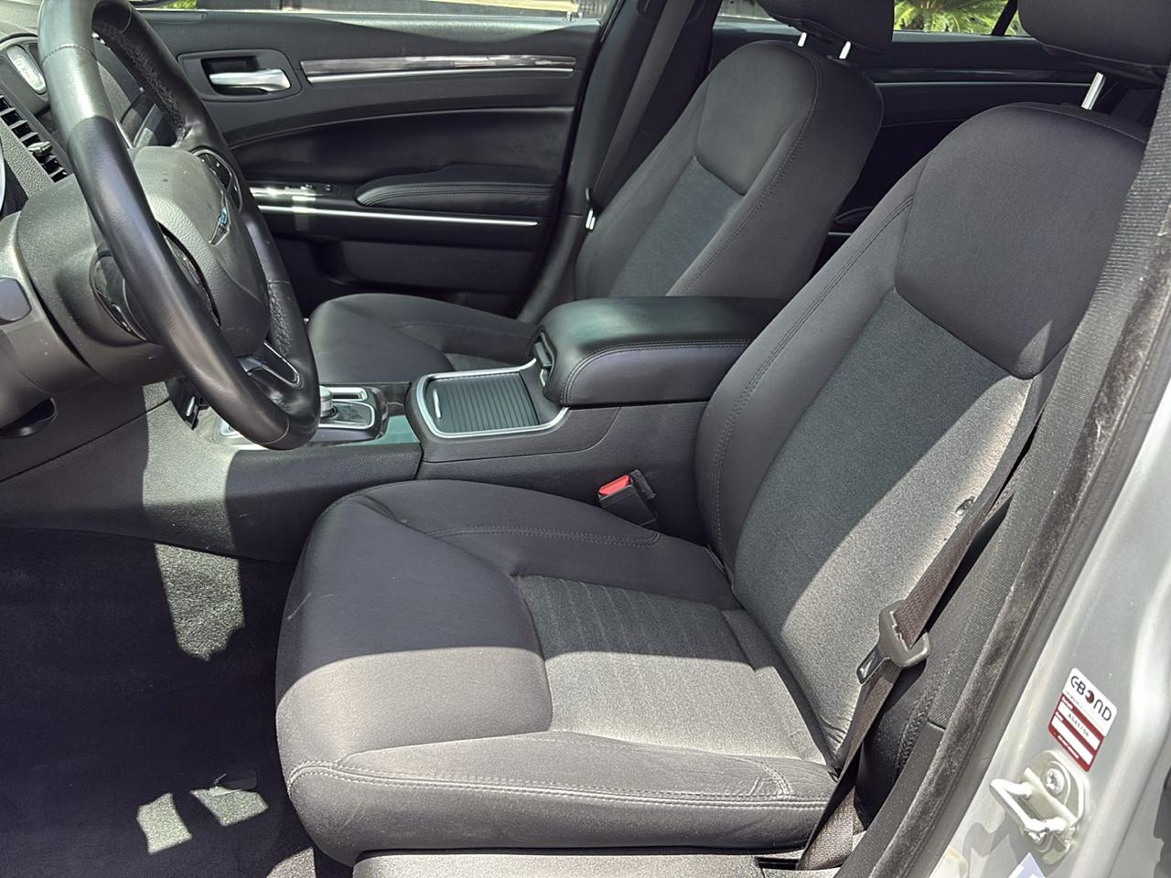 Chrysler 300 Touring RWD 2021