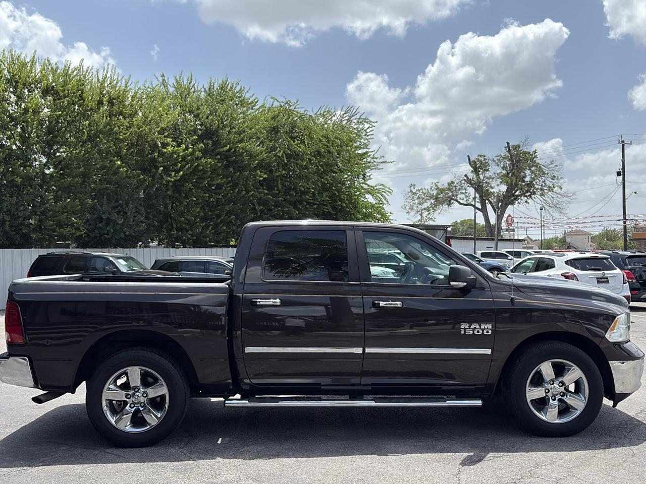 RAM 1500 2WD Crew Cab 140.5" Lone Star 2016