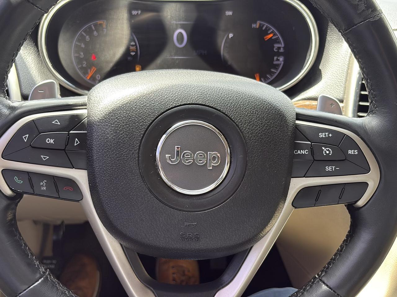 Jeep Grand Cherokee RWD 4dr Laredo 2015