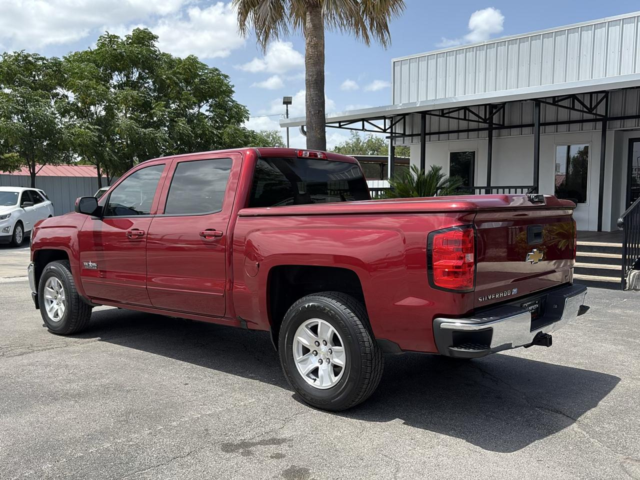 Chevrolet Silverado 1500 2WD Crew Cab 143.5" LT w/1LT 2018
