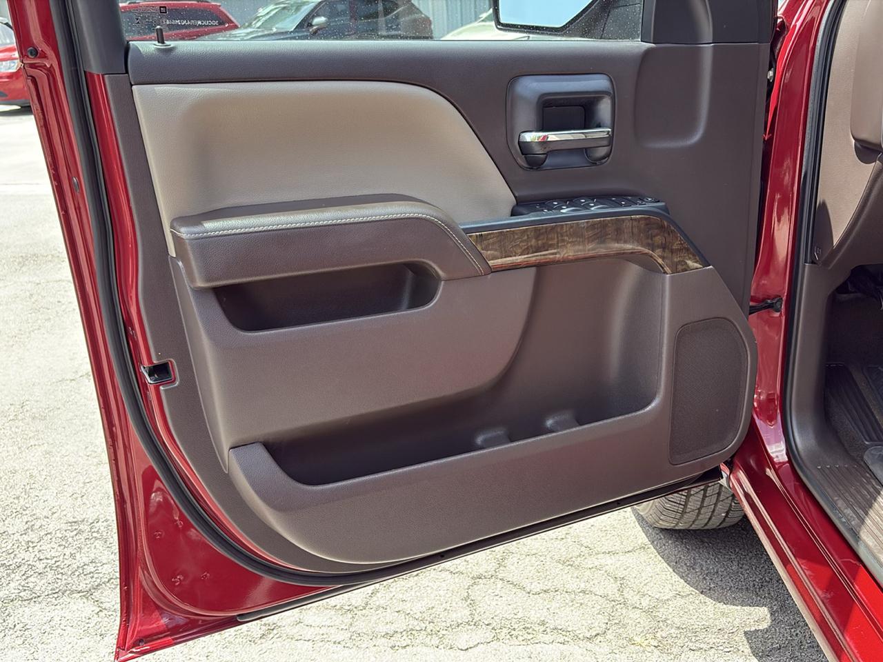 Chevrolet Silverado 1500 2WD Crew Cab 143.5" LT w/1LT 2018