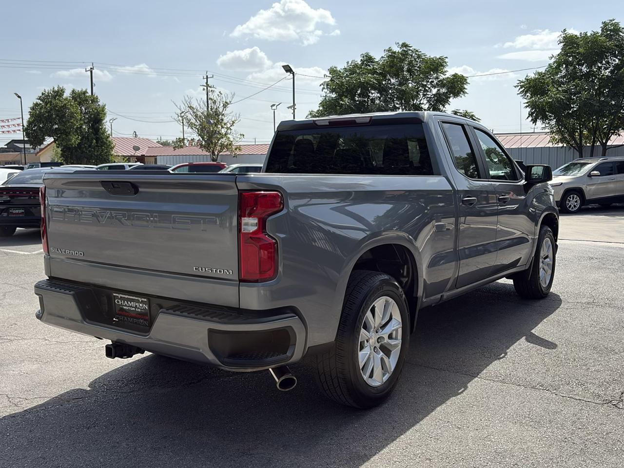 Chevrolet Silverado 1500 2WD Double Cab 147" Custom 2021
