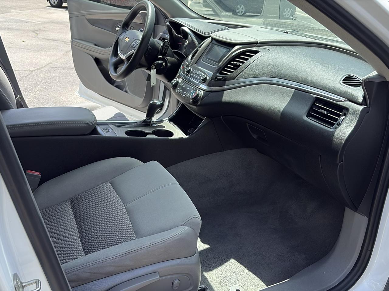 Chevrolet Impala 4dr Sdn LS w/1LS 2017
