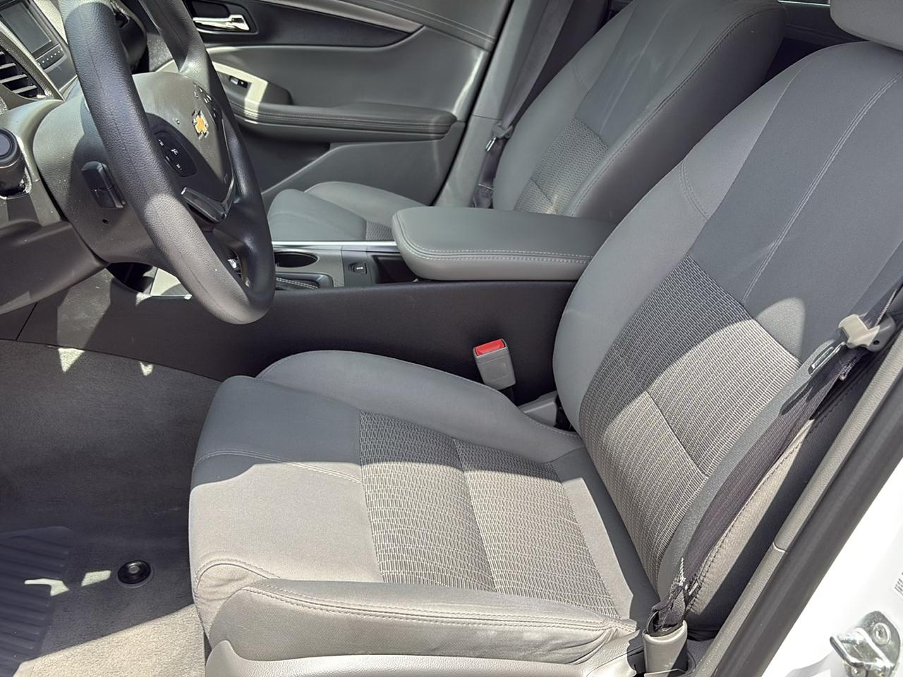 Chevrolet Impala 4dr Sdn LS w/1LS 2017