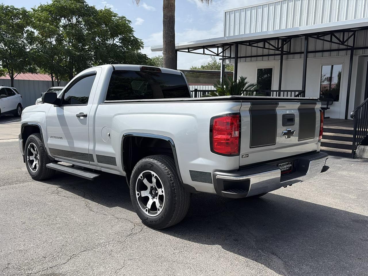 Chevrolet Silverado 1500 2WD Reg Cab 119.0" Work Truck w/1WT 2014