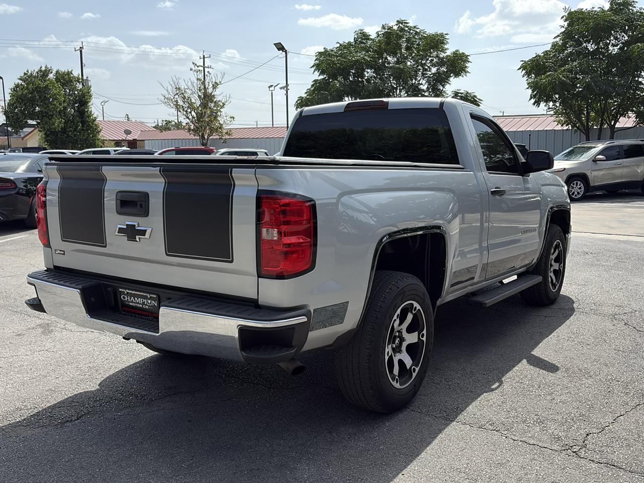 Chevrolet Silverado 1500 2WD Reg Cab 119.0" Work Truck w/1WT 2014