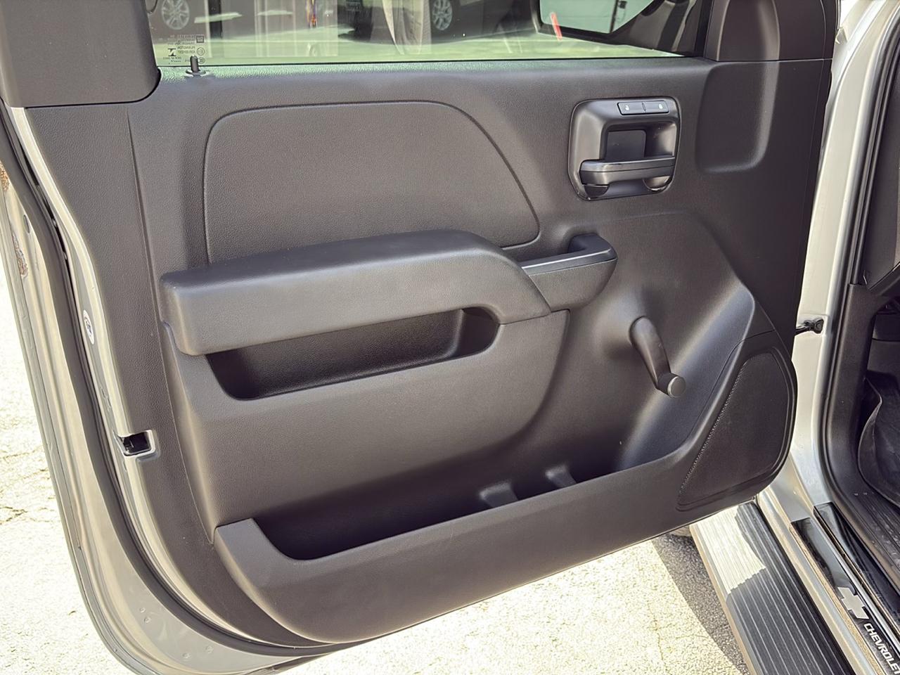 Chevrolet Silverado 1500 2WD Reg Cab 119.0" Work Truck w/1WT 2014