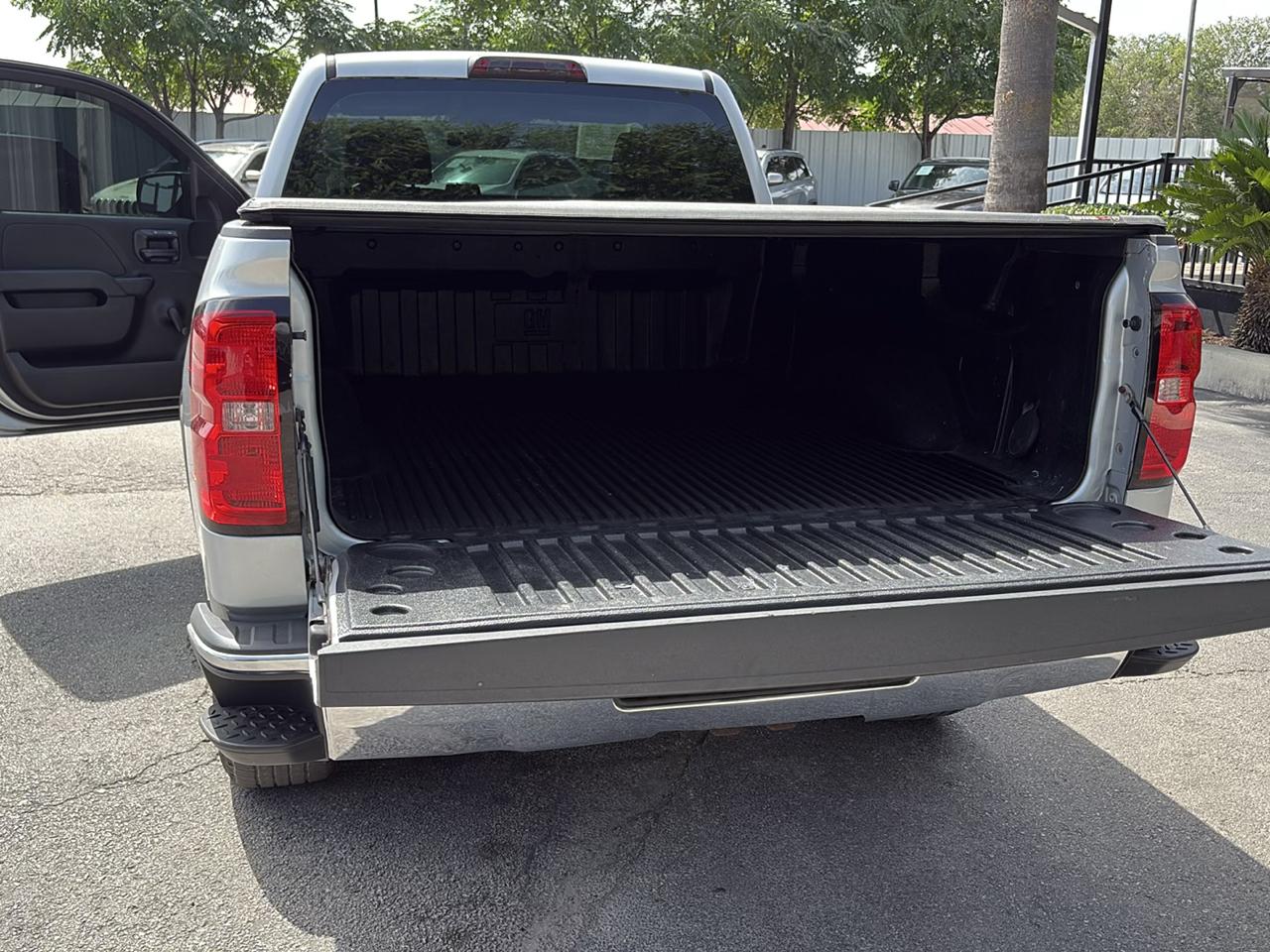 Chevrolet Silverado 1500 2WD Reg Cab 119.0" Work Truck w/1WT 2014
