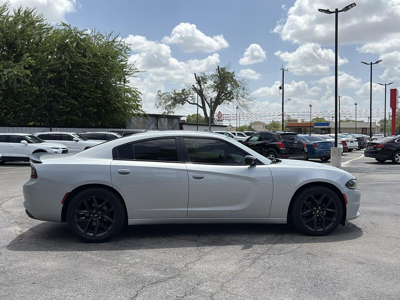 Dodge Charger SXT RWD 2019