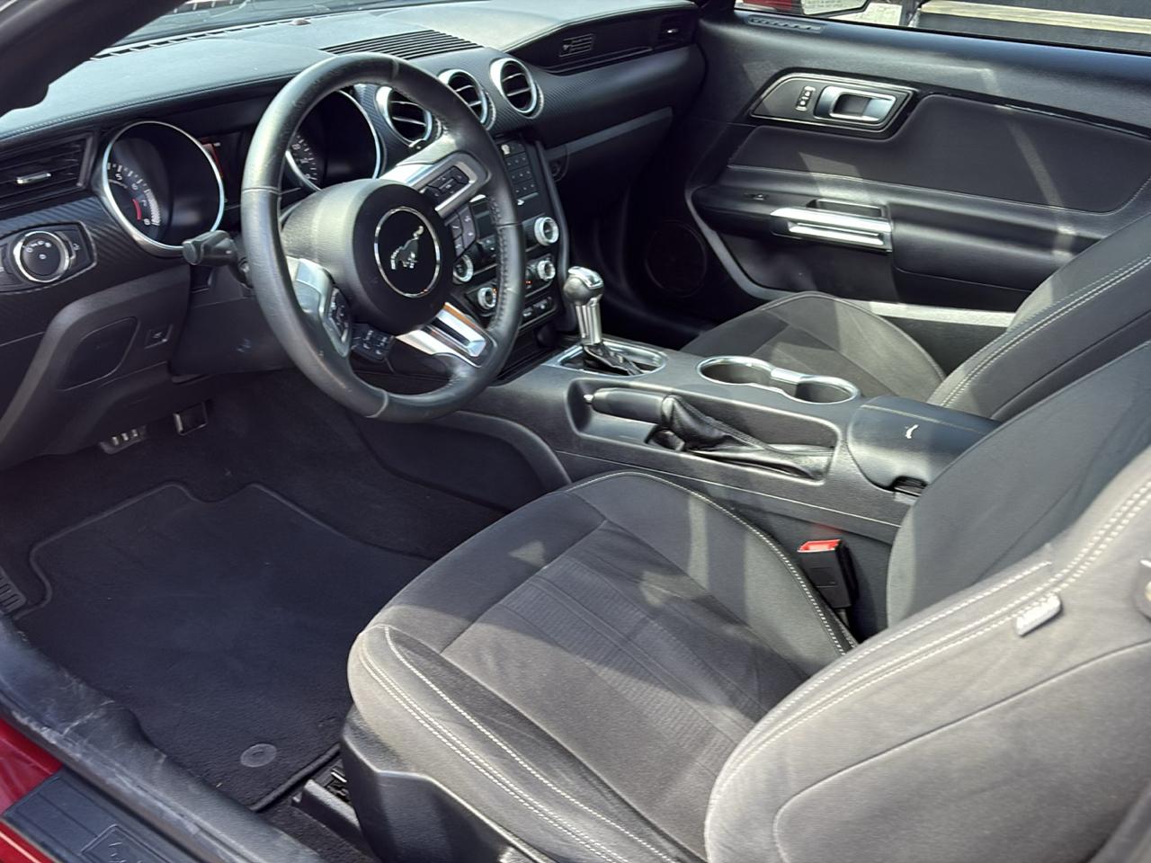 Ford Mustang EcoBoost Fastback 2020