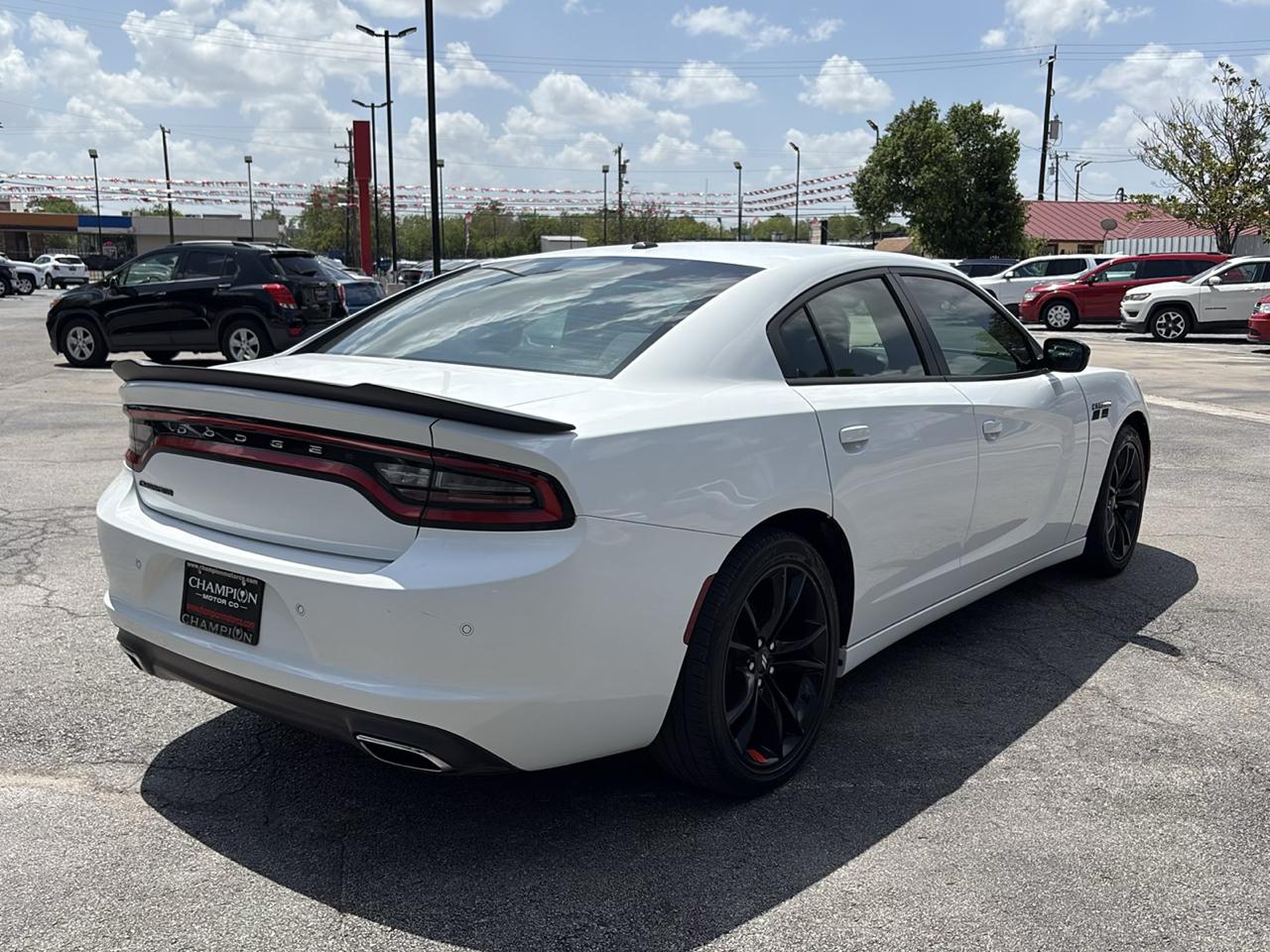 Dodge Charger SE RWD 2017