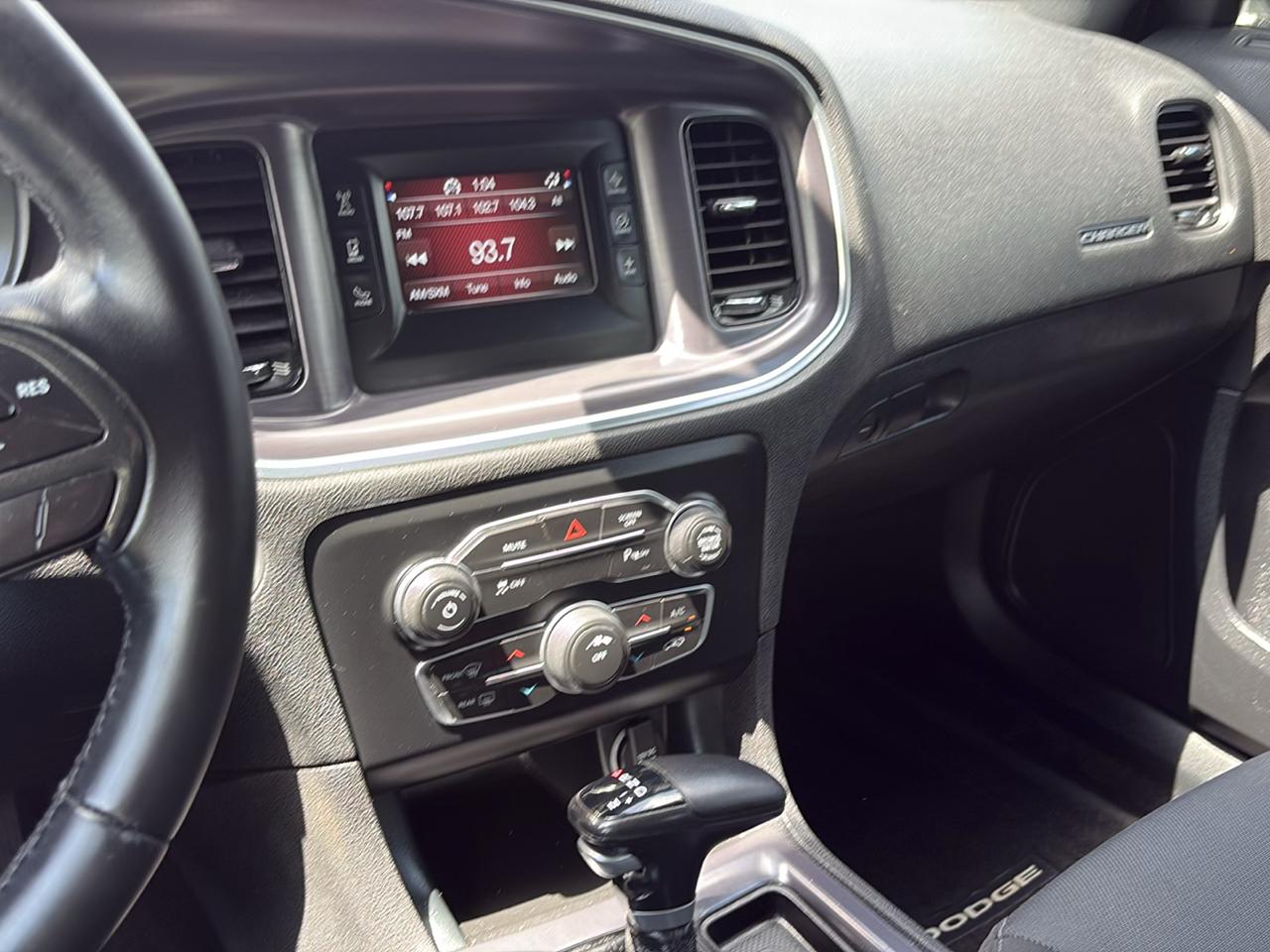 Dodge Charger SE RWD 2017
