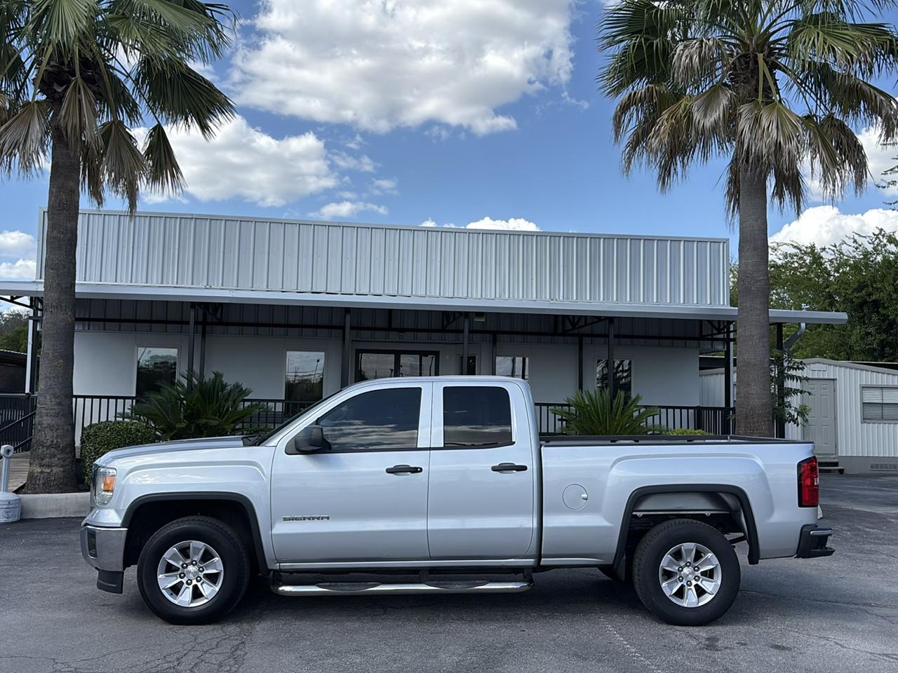 GMC Sierra 1500 2WD Double Cab 143.5" 2014