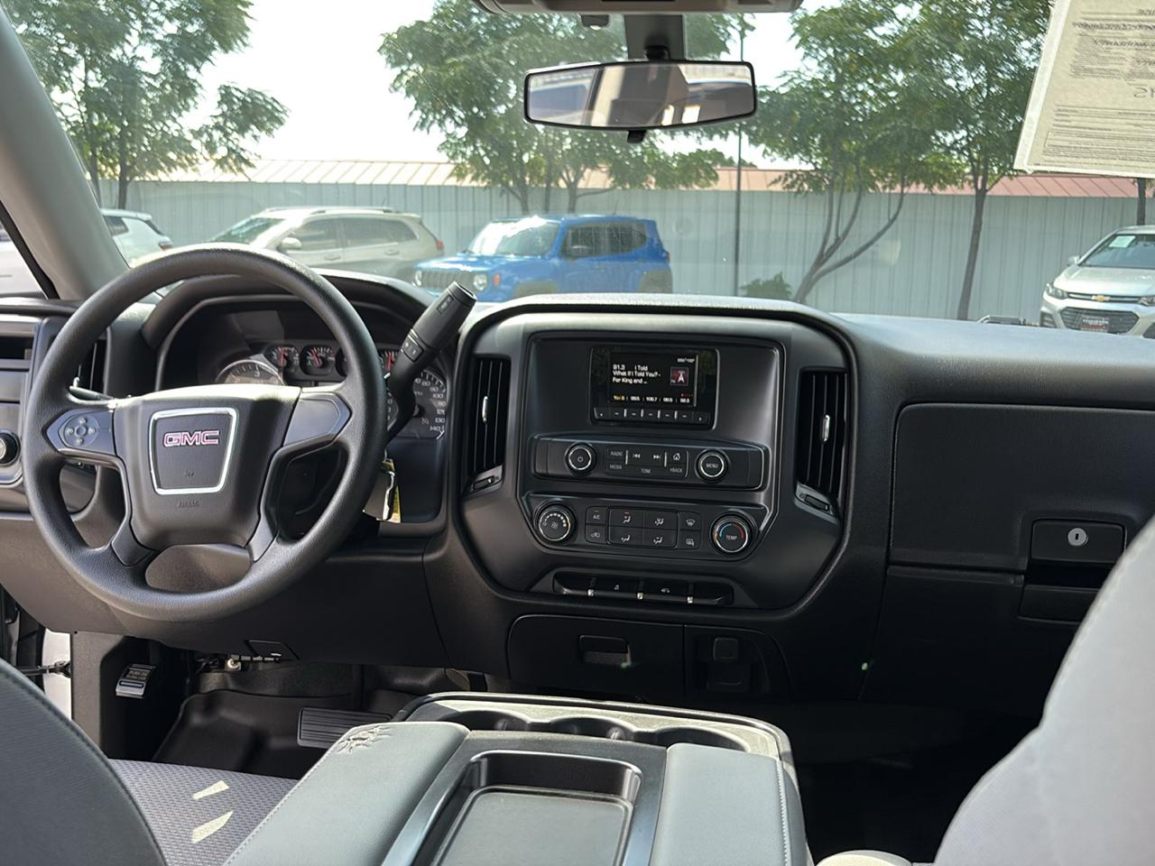 GMC Sierra 1500 2WD Double Cab 143.5" 2014