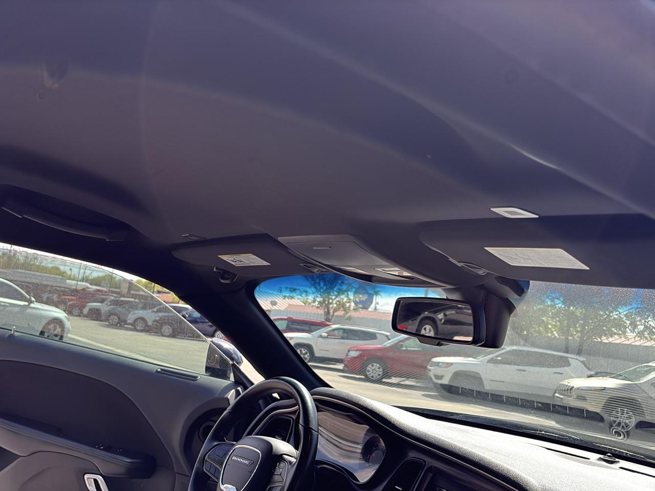 Dodge Challenger SXT RWD 2022
