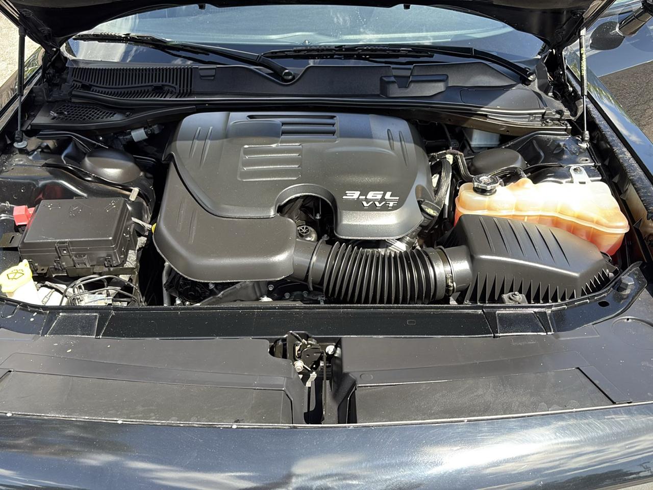 Dodge Challenger SXT RWD 2022