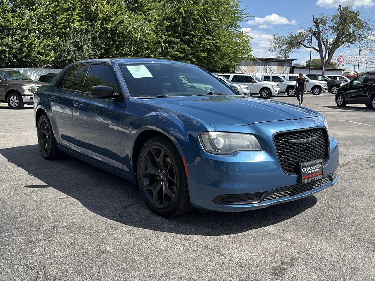 Chrysler 300 Touring RWD 2020