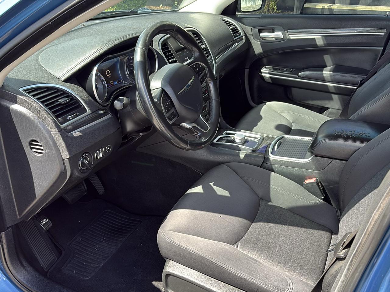 Chrysler 300 Touring RWD 2020